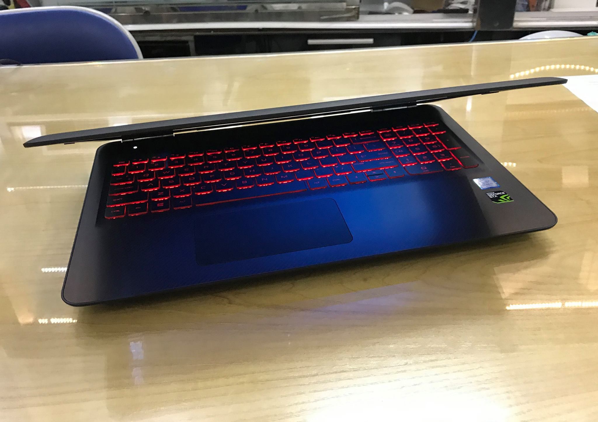 Laptop HP Gaming Omen 15 2017-9.jpg
